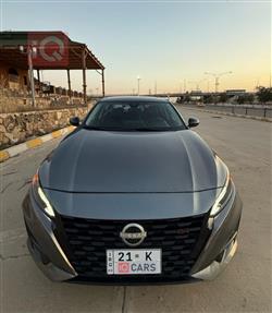 نيسان ألتيما